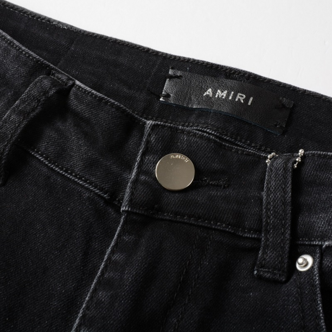 Amiri Rote Sternen-Patch Jeans: Luxuriöse Designer-Denim für Rock'n'Roll-Stil