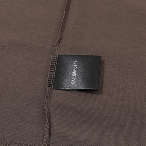 Gallery Dept. Luxuriöses Handgefertigtes Streetwear T-Shirt – Einzigartiges Deconstructed Design