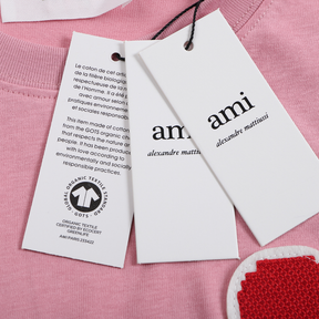AMI Paris Unisex T-Shirt – Hochwertige Baumwolle mit Herz-Logo für stilvollen Komfort