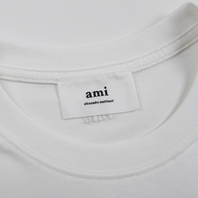 AMI Paris Unisex Baumwoll-T-Shirt mit gesticktem Herz-Logo – Stilvoller Pariser Chic