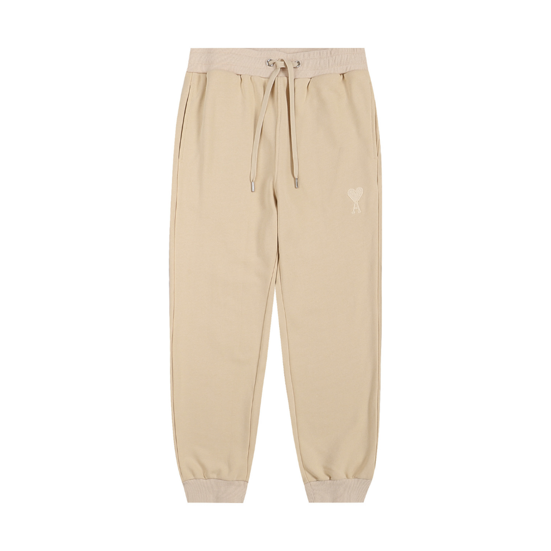 AMI Paris Premium Trainingsanzug für Herren – Eleganter Komfort Freizeitanzug
