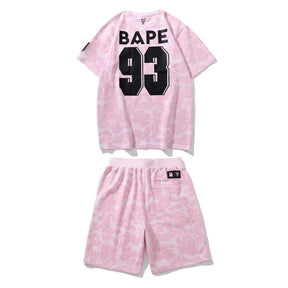 Stylisches BAPE Miami Streetwear Set: T-Shirt & Shorts für angesagte Looks