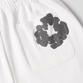 Denim Tears Stylisches Weiß-Graues Short-Set: Cooler Look für entspannte Tage