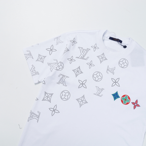 Luxuriöses Louis Vuitton T-Shirt – Premium Baumwolle Monogramm Design – Unisex Kurzarm