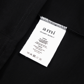 AMI Paris Unisex Baumwoll-T-Shirt mit ikonischem Herz-Logo, Designer Freizeit Shirt