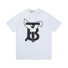 Luxuriöses Burberry Herren T-Shirt: Zeitloser Stil, Premium Qualität, Perfekter Sitz