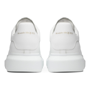 Alexander McQueen Weiße Luxus-Sneaker Damen: Stilvolle Oversized Plateausohle Design