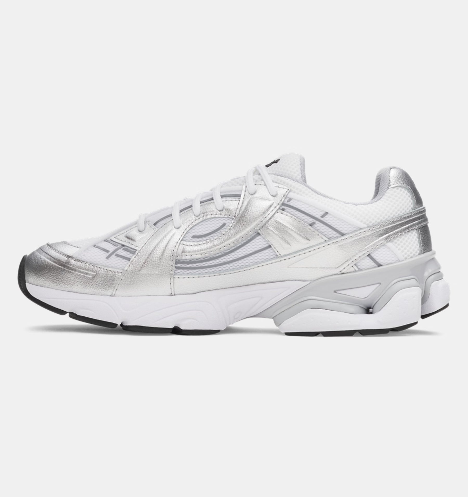 "UA" Sneaker
