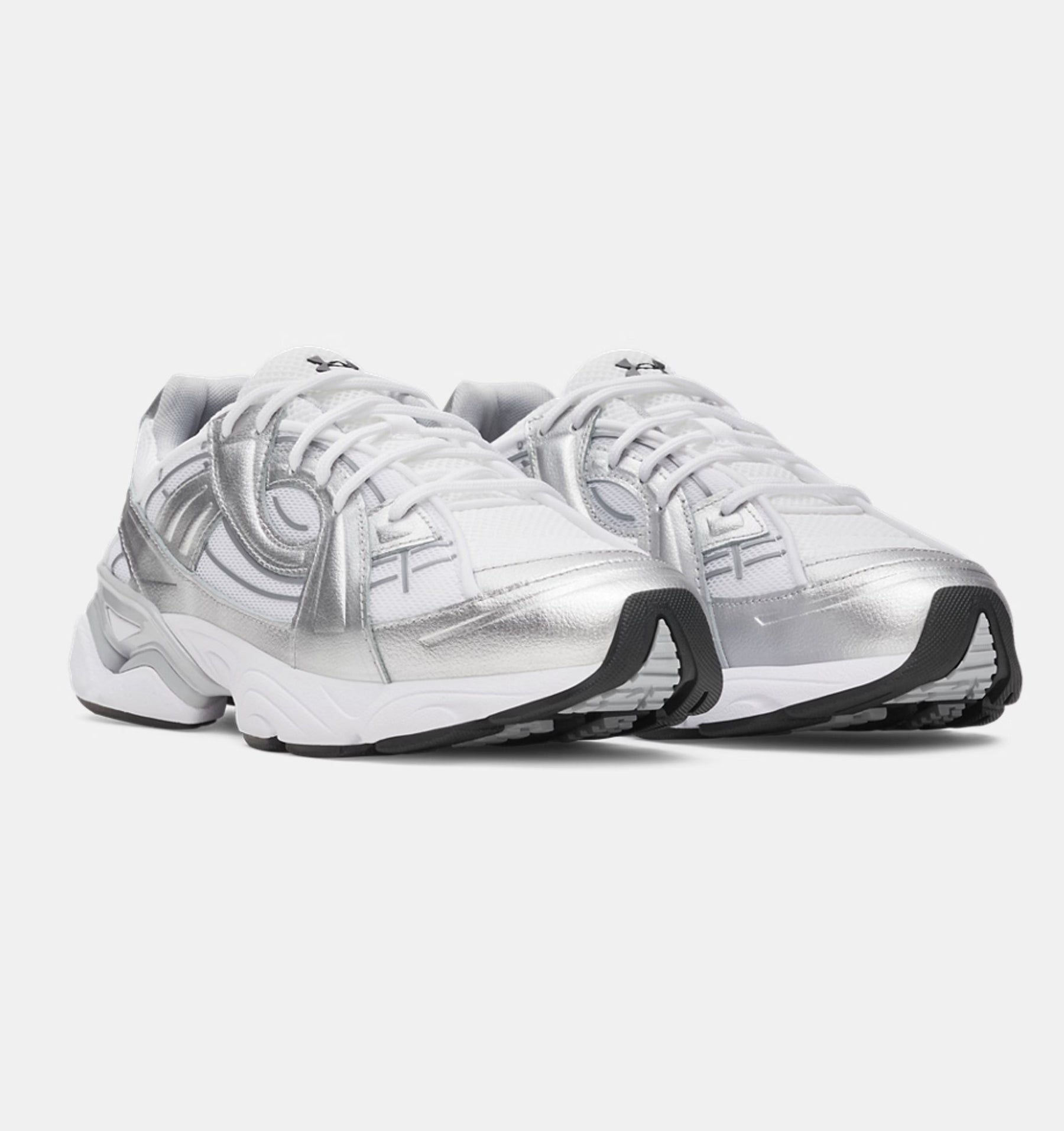 "UA" Sneaker