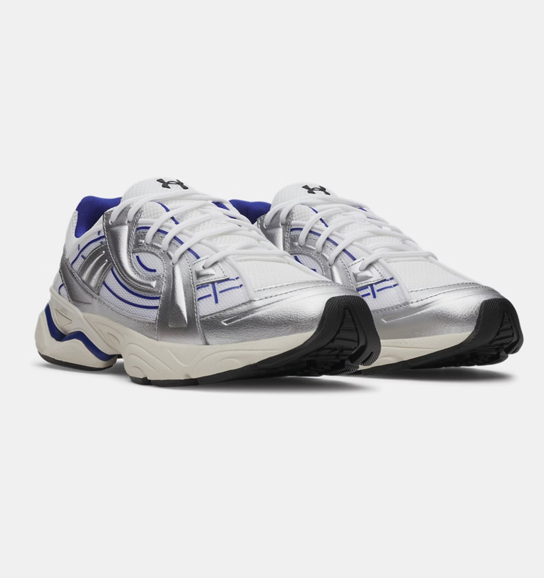 "UA" Sneaker