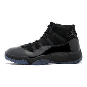 Air Jordan 11 Retro "Cap & Gown" Luxuriöse Schwarze Sneaker für Abschluss & Feiern