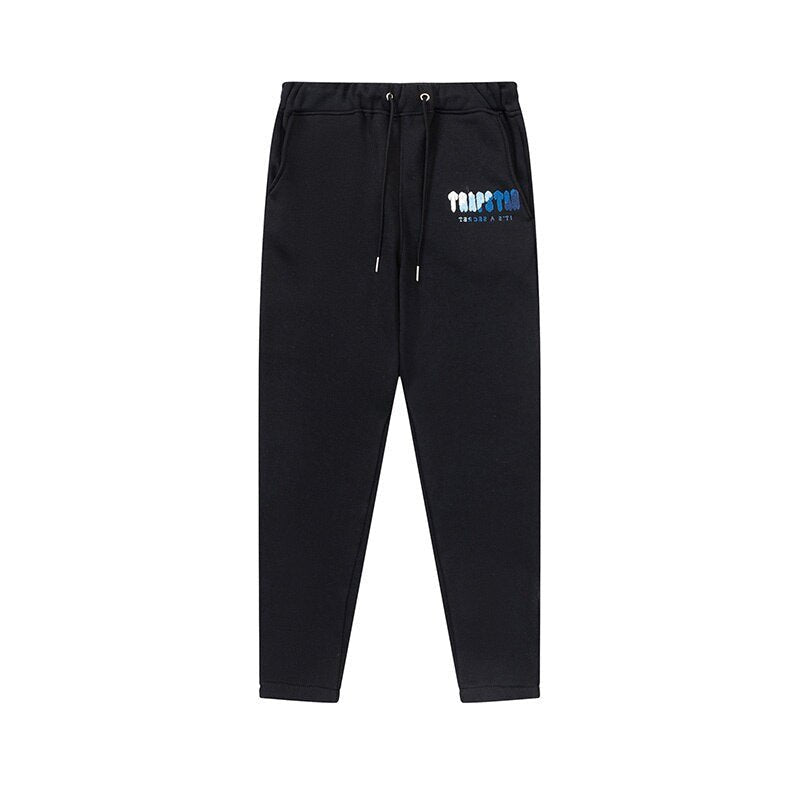 Trapstar Decoded Ice Trainingsanzug: Cooler Chenille Streetwear für den urbanen Style