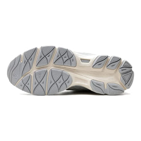ASICS Gel NYC Vory/Mid Grey: Komfort-Sneaker mit Stil & Dämpfung