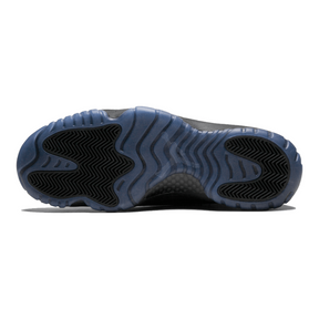 Air Jordan 11 Retro "Cap & Gown" Luxuriöse Schwarze Sneaker für Abschluss & Feiern